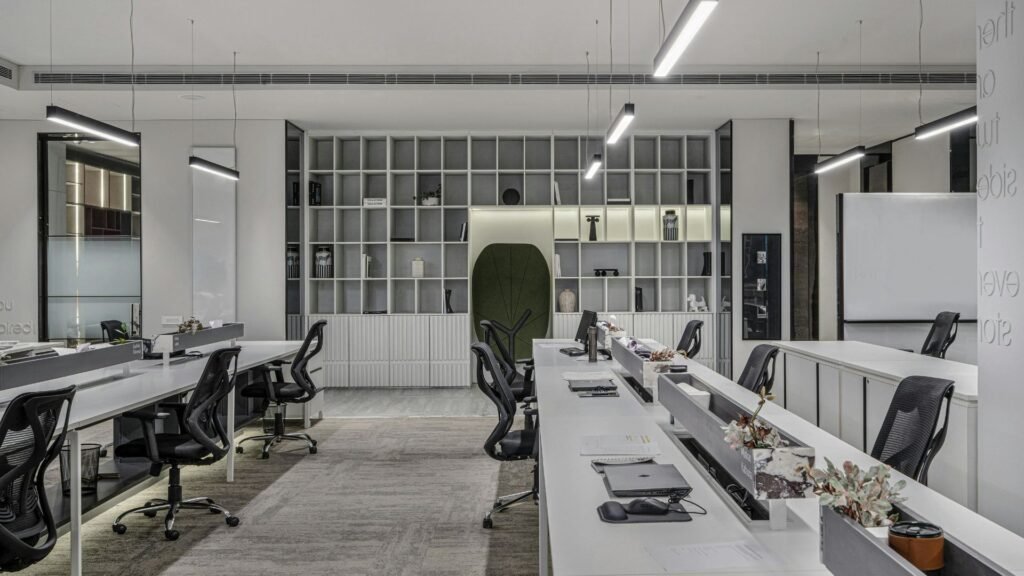 The Role of Technology in Modern Commercial Fit-Outs